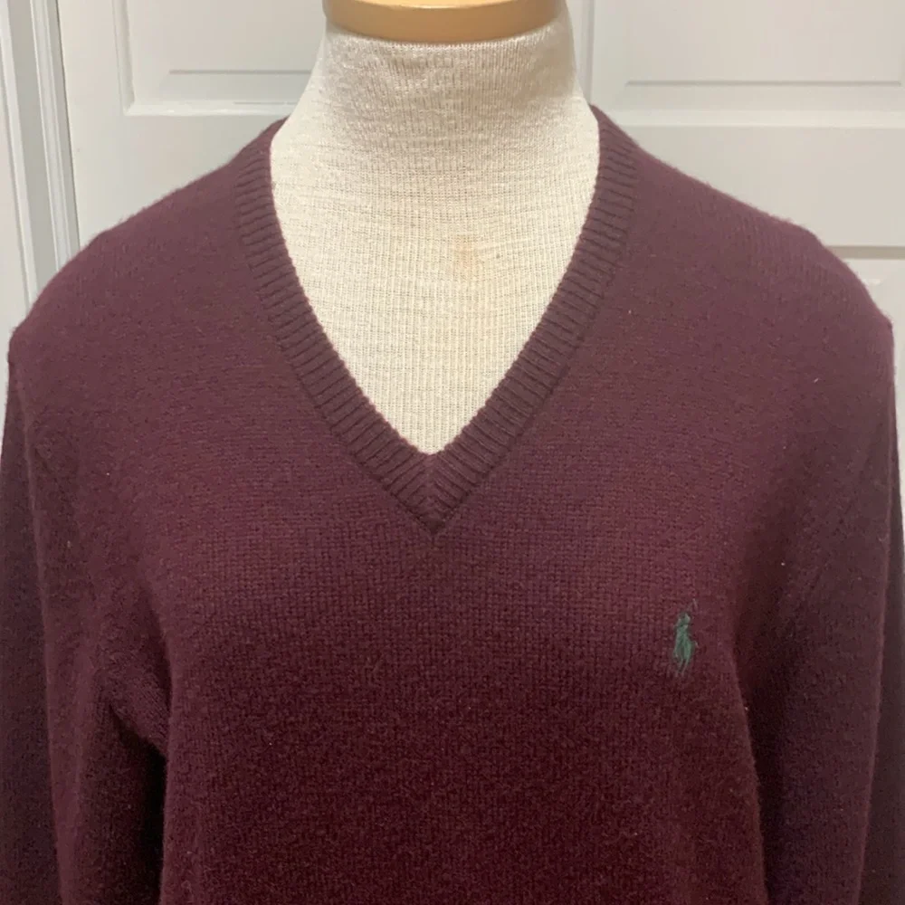 Polo by Ralph Lauren sz M plum colored v neck 100% lambswool sweater